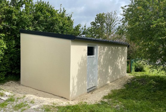 Abri de jardin en béton enduit 1 pente